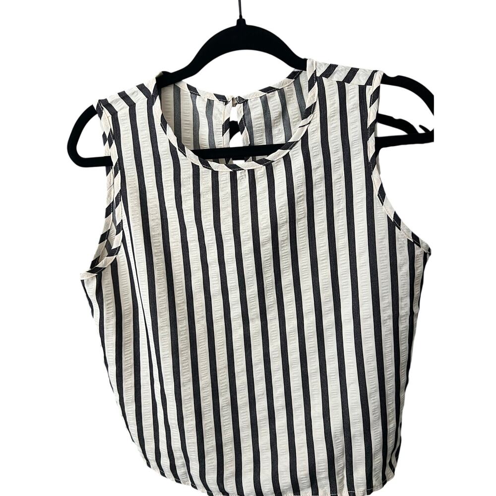 NWOT Size M SHEIN Striped Tank and Shorts Set - 2 Pc Textured Lounge Outfit - Picture 3 of 7